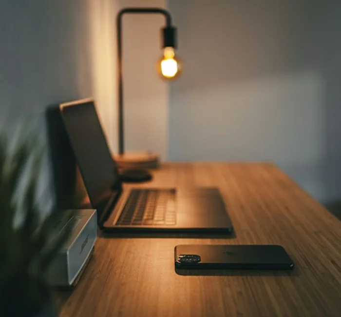Bureau de travail, photographie d’illustration non contractuelle